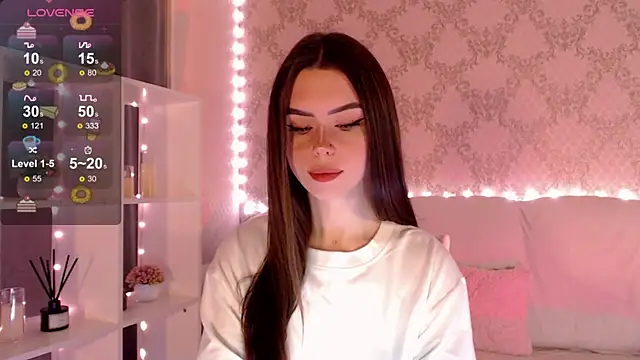 HolyMiax online show from September 12, 2025, 3:17 am