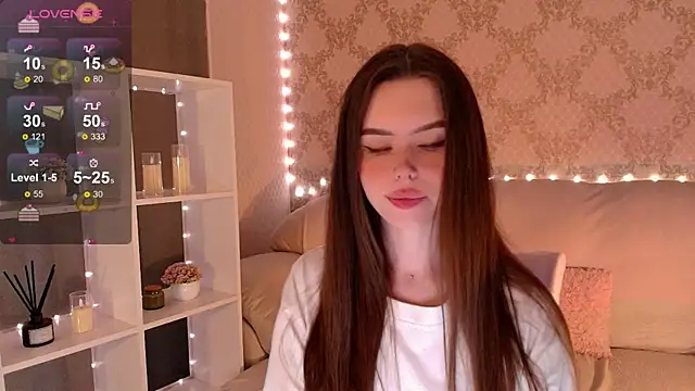 Snapshot of HolyMiax chatting on July 12, 2026, 3:19 am HolyMiax online show from July 12, 2026, 3:19 am