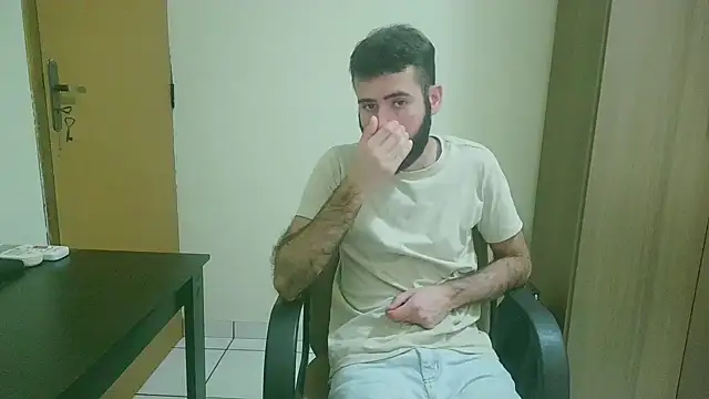 Snapshot of fthrfthr chatting on February 18, 2026, 1:45 am fthrfthr online show from February 18, 2026, 1:45 am