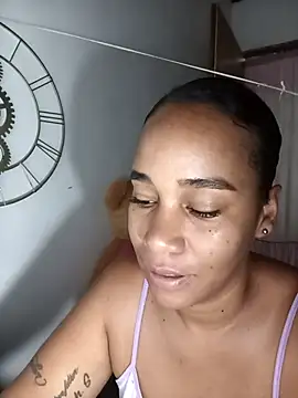 Snapshot of EbonyHorrny chatting on April 29, 2026, 1:15 pm EbonyHorrny online show from April 29, 2026, 1:15 pm