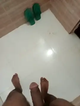 Snapshot of zim200 chatting on March 15, 2026, 2:39 am zim200 online show from March 15, 2026, 2:39 am