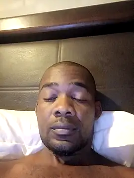 Snapshot of delacream1 chatting on October 3, 2025, 11:24 pm delacream1 online show from October 3, 2025, 11:24 pm