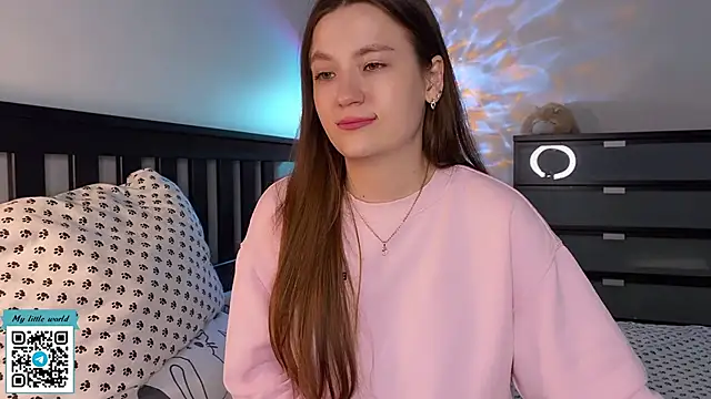 Snapshot of mia_here chatting on September 9, 2025, 3:00 pm mia here online show from September 9, 2025, 3:00 pm