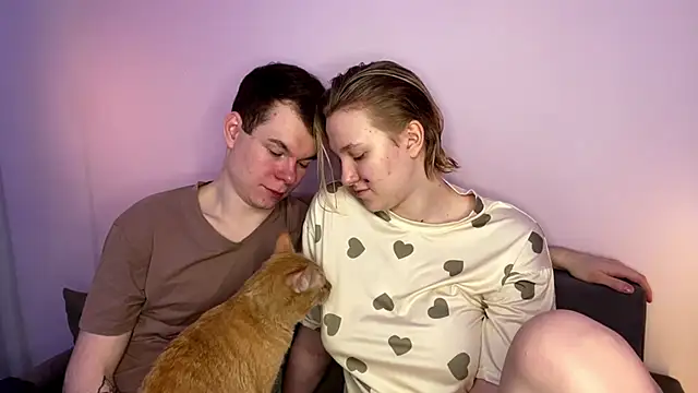 julielourens online show from February 13, 2026, 7:37 am