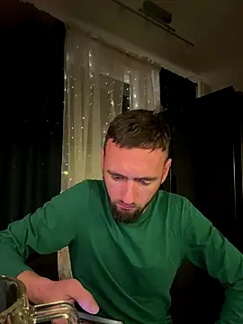 toolboj online show from November 20, 2025, 11:48 pm