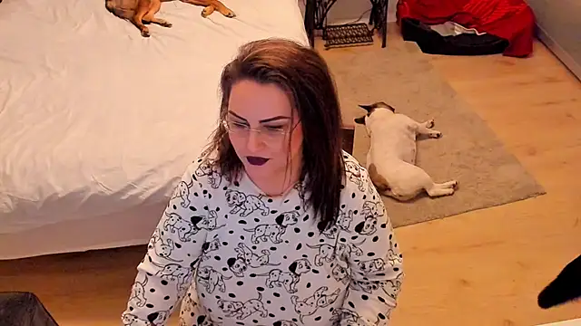 Squirt Kimm online show from November 14, 2025, 4:44 am