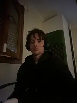 Snapshot of AngelJoven chatting on September 24, 2025, 5:05 pm AngelJoven online show from September 24, 2025, 5:05 pm