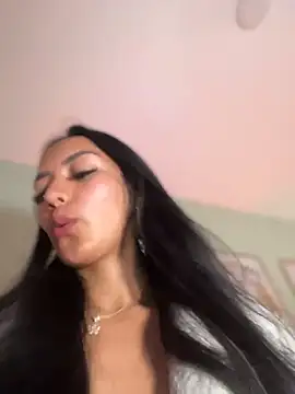 Snapshot of im-isabella chatting on April 30, 2026, 4:57 pm im-isabella online show from April 30, 2026, 4:57 pm