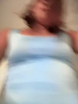 sara calderon online show from April 18, 2026, 1:37 pm