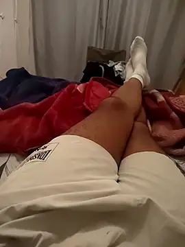 Snapshot of kulliguy chatting on December 1, 2025, 5:40 pm kulliguy online show from December 1, 2025, 5:40 pm