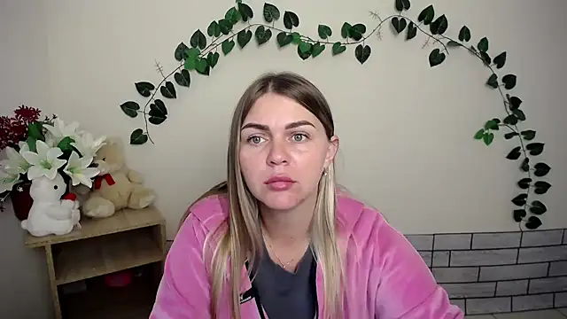 Magic Katarina  online show from September 15, 2025, 6:35 am