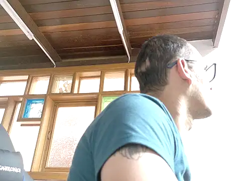 Snapshot of DOBLEWYOSK69G chatting on January 18, 2026, 2:10 pm DOBLEWYOSK69G online show from January 18, 2026, 2:10 pm