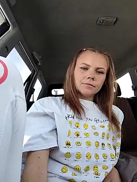 YOURLIKAA online show from February 28, 2026, 4:24 am