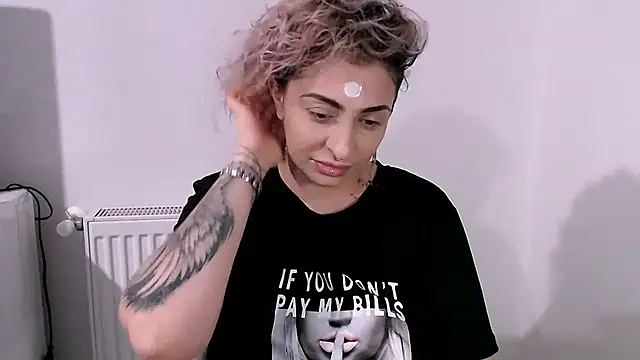 AAARUNY online show from April 3, 2026, 8:07 pm