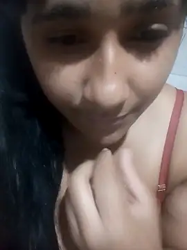 Snapshot of srtsara chatting on February 17, 2026, 3:36 am srtsara online show from February 17, 2026, 3:36 am