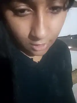 Snapshot of srtsara chatting on February 26, 2026, 8:52 pm srtsara online show from February 26, 2026, 8:52 pm