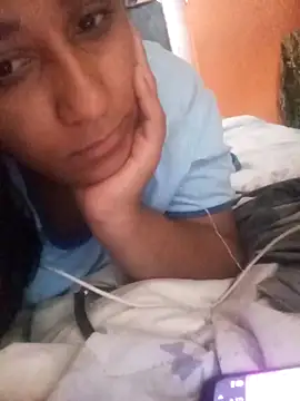 Snapshot of srtsara chatting on March 24, 2026, 2:44 pm srtsara online show from March 24, 2026, 2:44 pm