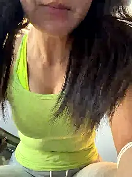 Snapshot of Ninazhang chatting on May 11, 2026, 1:11 am Ninazhang online show from May 11, 2026, 1:11 am