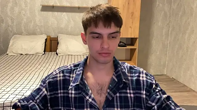 elliot scott online show from September 13, 2025, 3:34 pm