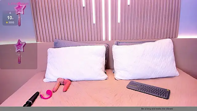 Snapshot of Camile_cute chatting on February 27, 2026, 7:58 pm Camile cute online show from February 27, 2026, 7:58 pm