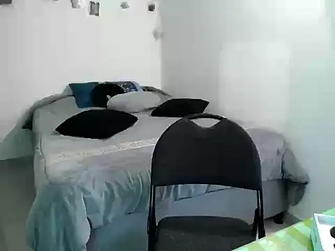 Snapshot of Came-II chatting on November 4, 2025, 10:58 am Came-II online show from November 4, 2025, 10:58 am