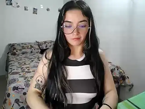 Snapshot of Came-II chatting on November 19, 2025, 4:12 am Came-II online show from November 19, 2025, 4:12 am