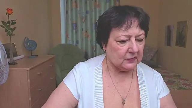 Margo Moll online show from January 14, 2026, 11:16 am