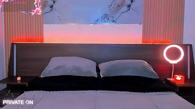 samanthaa moon online show from April 24, 2026, 12:02 am