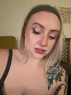 seeunexttuesday online show from November 5, 2025, 12:21 am