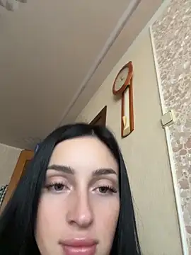 Snapshot of Soft_Pleasure chatting on May 6, 2026, 8:19 am Soft Pleasure online show from May 6, 2026, 8:19 am