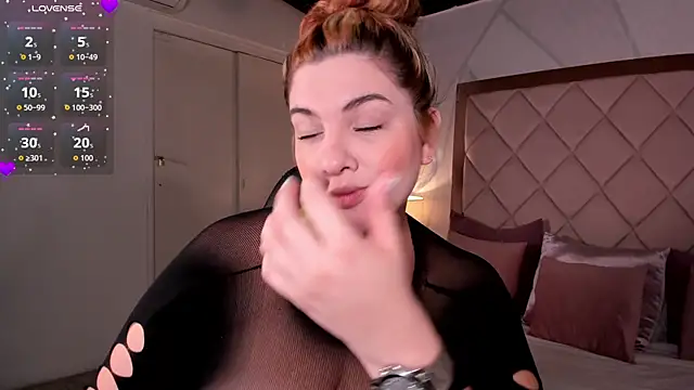 Snapshot of anabelle_clark chatting on October 16, 2025, 11:55 am anabelle clark online show from October 16, 2025, 11:55 am