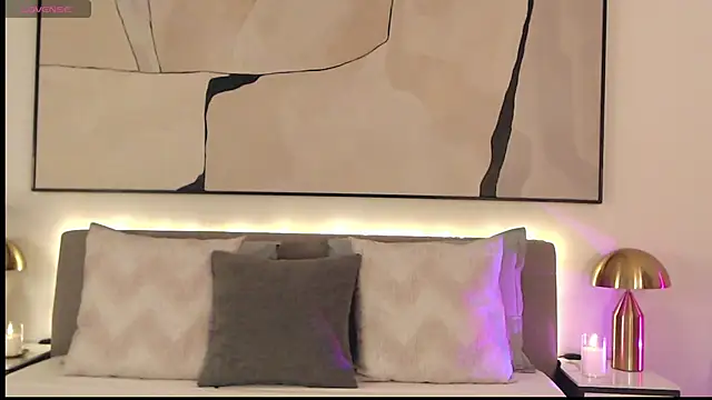 NicoleBrawn online show from February 9, 2026, 10:41 am