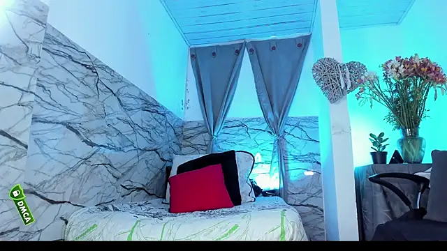 fanEmy online show from October 14, 2025, 2:40 pm