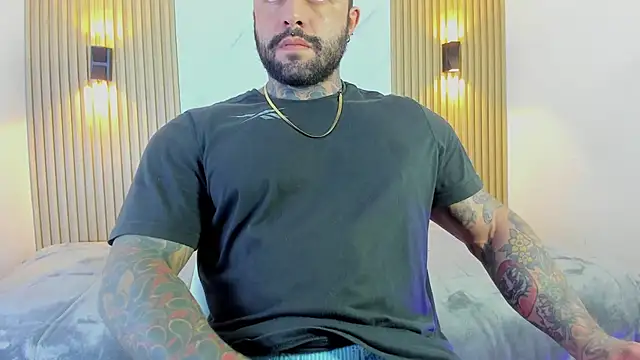 Snapshot of MISTER_VENOM chatting on December 18, 2025, 7:20 pm MISTER VENOM online show from December 18, 2025, 7:20 pm