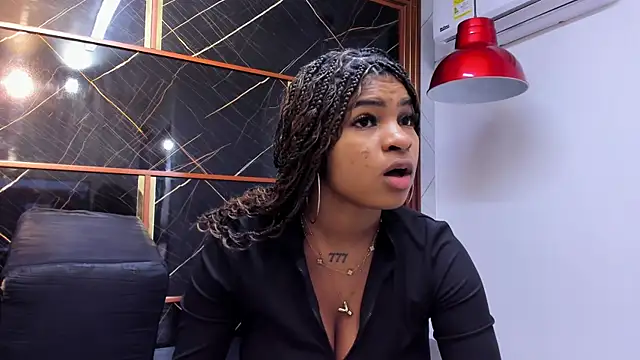 HannyThompson online show from September 23, 2025, 12:30 pm