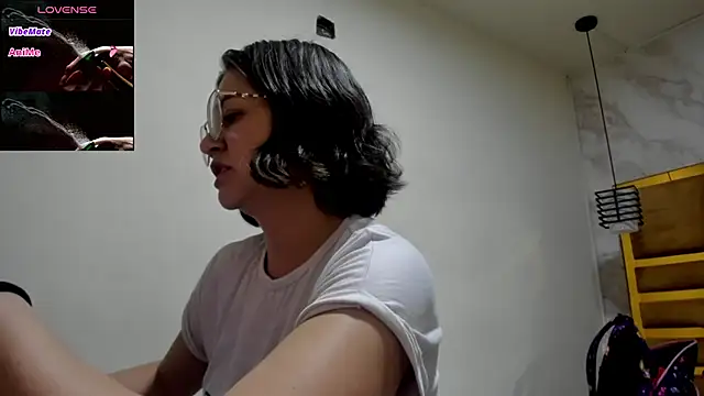 Luciifeer  online show from December 14, 2025, 5:07 pm