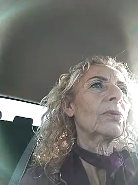 clarabell4 online show from April 10, 2026, 6:40 am