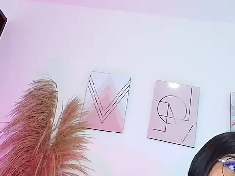 Snapshot of VictoriaGarciaa chatting on April 15, 2026, 4:47 pm VictoriaGarciaa online show from April 15, 2026, 4:47 pm