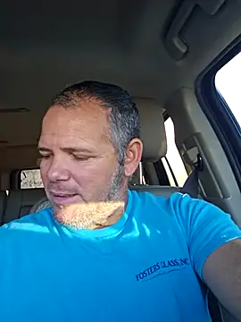 cubanitofeliz40 online show from January 6, 2026, 1:15 pm