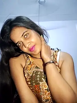 Snapshot of cute_radhikaa chatting on June 8, 2026, 9:31 am cute radhikaa online show from June 8, 2026, 9:31 am