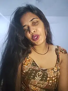 Snapshot of cute_radhikaa chatting on June 10, 2026, 8:57 am cute radhikaa online show from June 10, 2026, 8:57 am