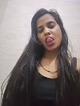 Snapshot of cute_radhikaa chatting on June 15, 2026, 5:04 pm cute radhikaa online show from June 15, 2026, 5:04 pm