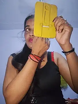 Snapshot of cute_radhikaa chatting on July 15, 2026, 6:13 pm cute radhikaa online show from July 15, 2026, 6:13 pm