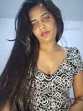 Snapshot of cute_radhikaa chatting on July 20, 2026, 7:38 pm cute radhikaa online show from July 20, 2026, 7:38 pm