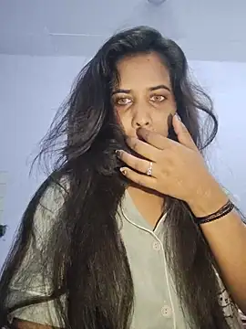 Snapshot of cute_radhikaa chatting on July 23, 2026, 4:43 am cute radhikaa online show from July 23, 2026, 4:43 am