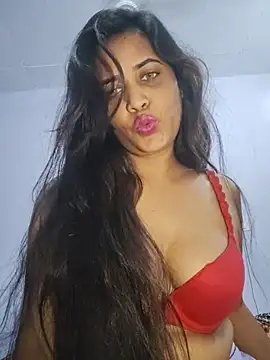 Snapshot of cute_radhikaa chatting on July 24, 2026, 10:35 am cute radhikaa online show from July 24, 2026, 10:35 am