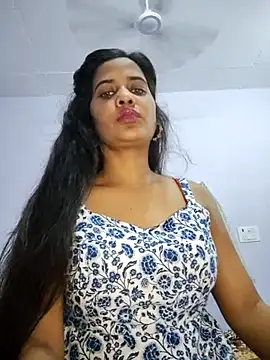 Snapshot of cute_radhikaa chatting on July 31, 2026, 9:47 pm cute radhikaa online show from July 31, 2026, 9:47 pm