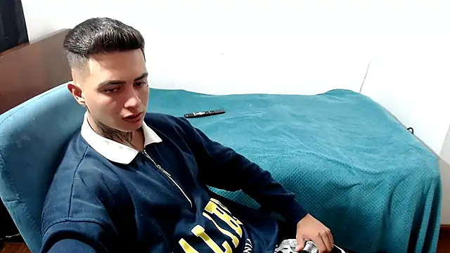 santii ss online show from September 25, 2025, 12:25 am