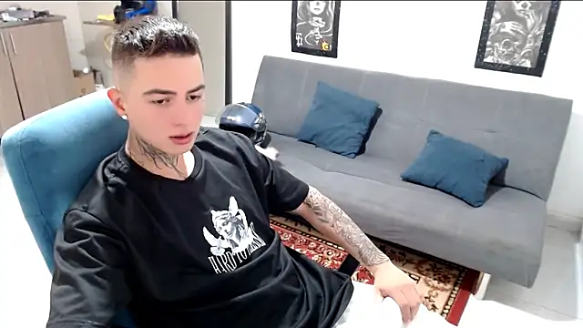 santii ss online show from November 9, 2025, 2:59 pm