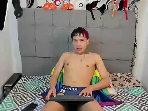 jake hott1 online show from September 30, 2025, 12:32 pm